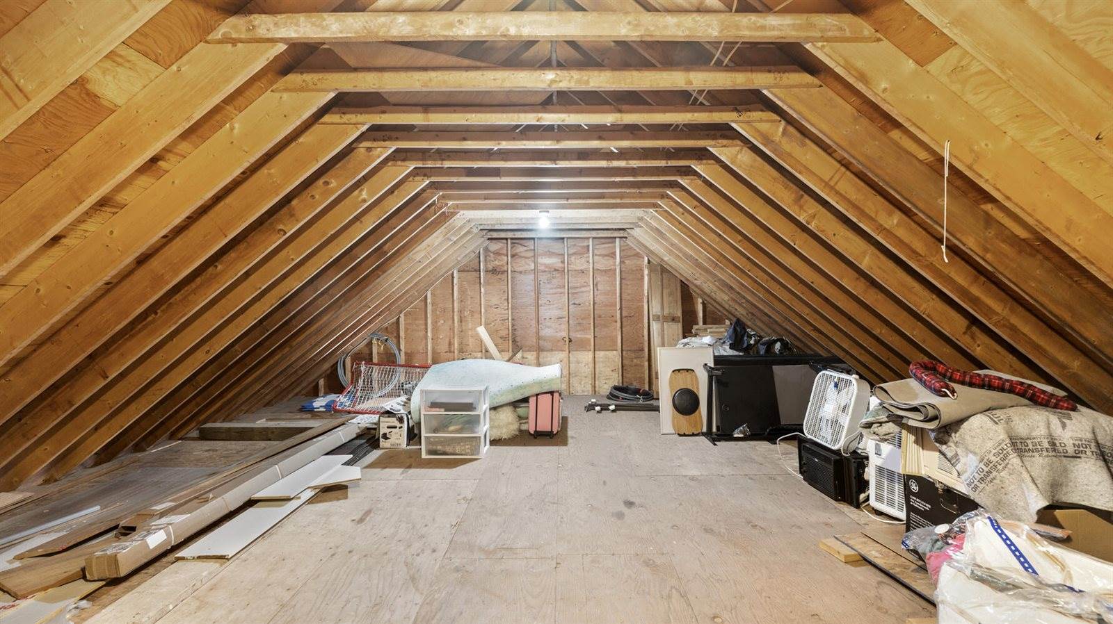 46 Wood Street, Fairfield, ME 04937