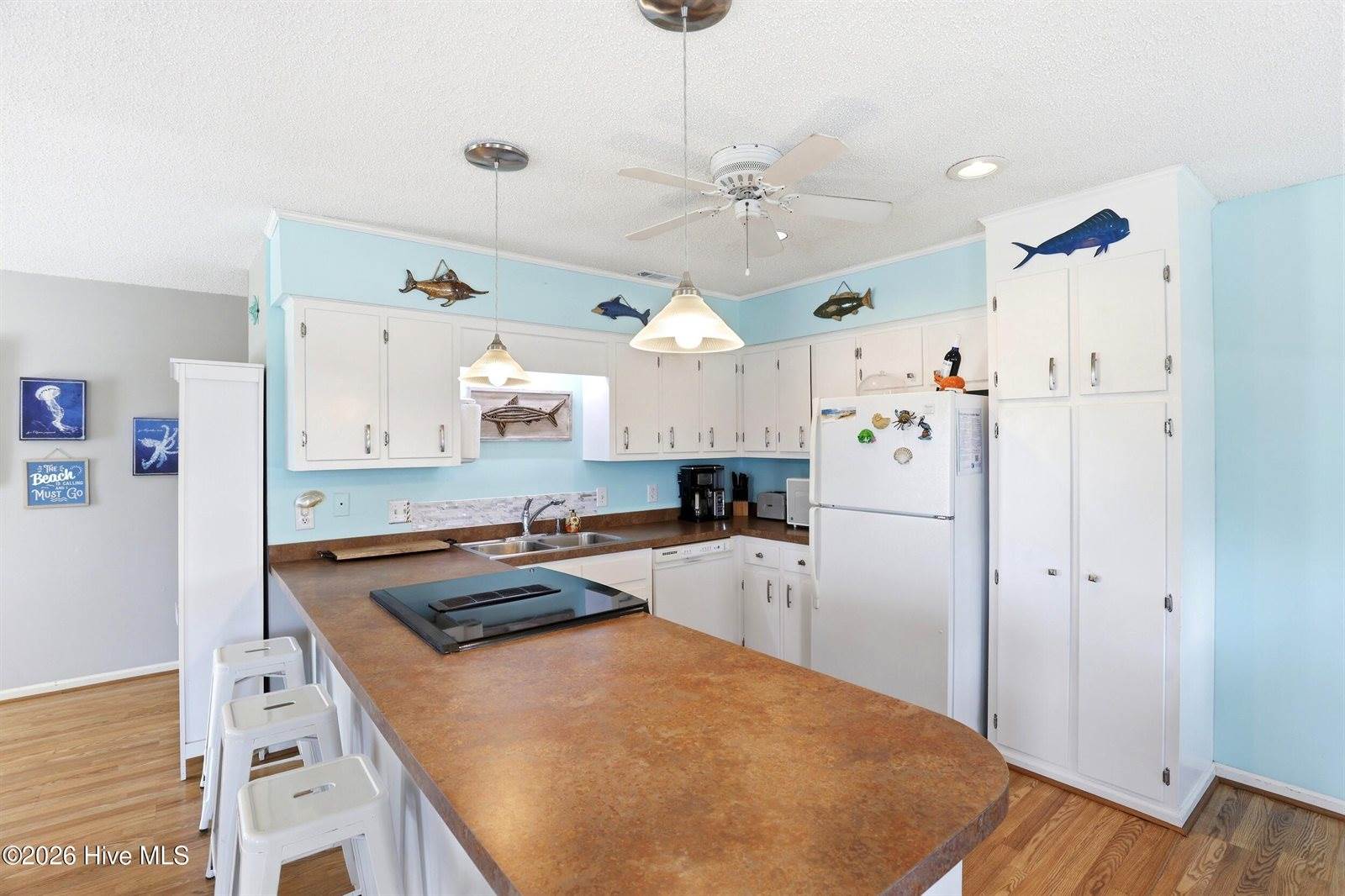 315 Brunswick Avenue West, Holden Beach, NC 28462