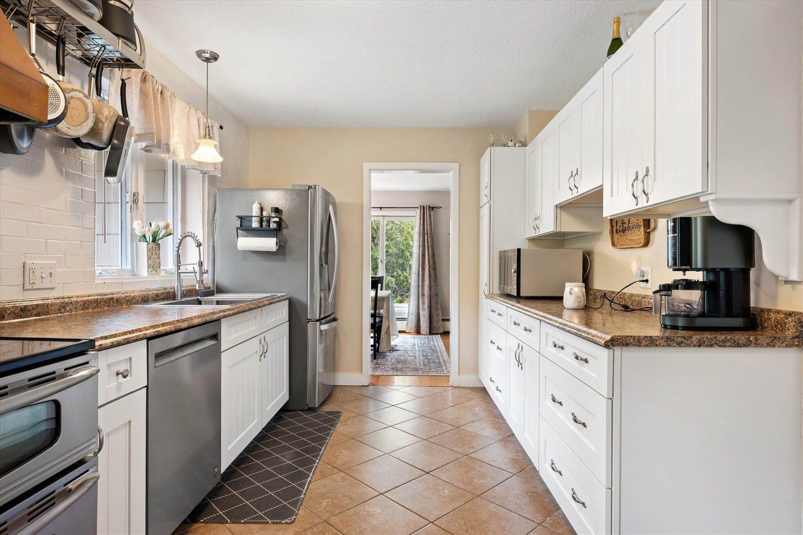 7 Williams Street, Hampden, ME 04444