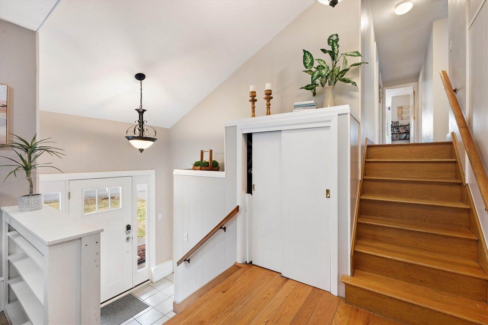 7 Williams Street, Hampden, ME 04444