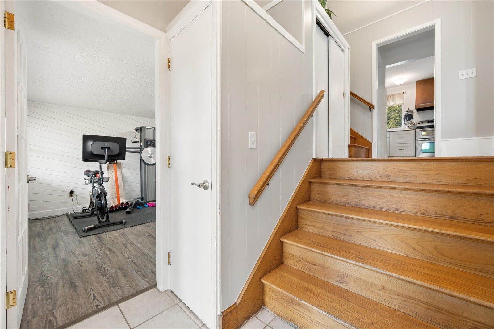 7 Williams Street, Hampden, ME 04444