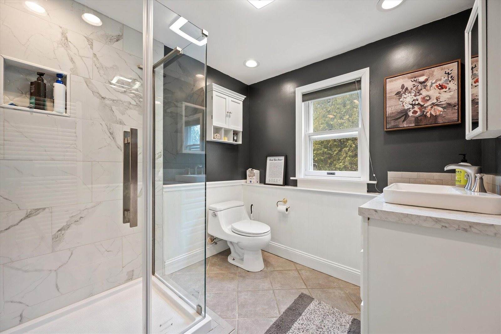 7 Williams Street, Hampden, ME 04444