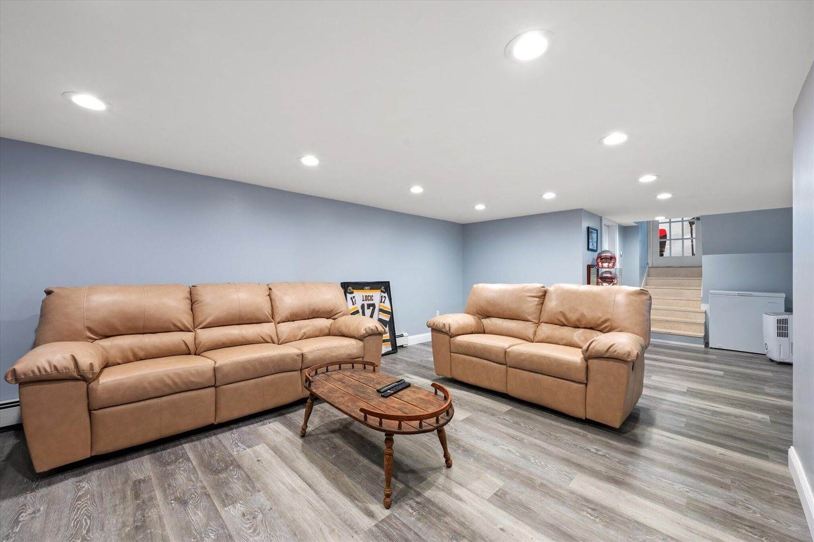 7 Williams Street, Hampden, ME 04444