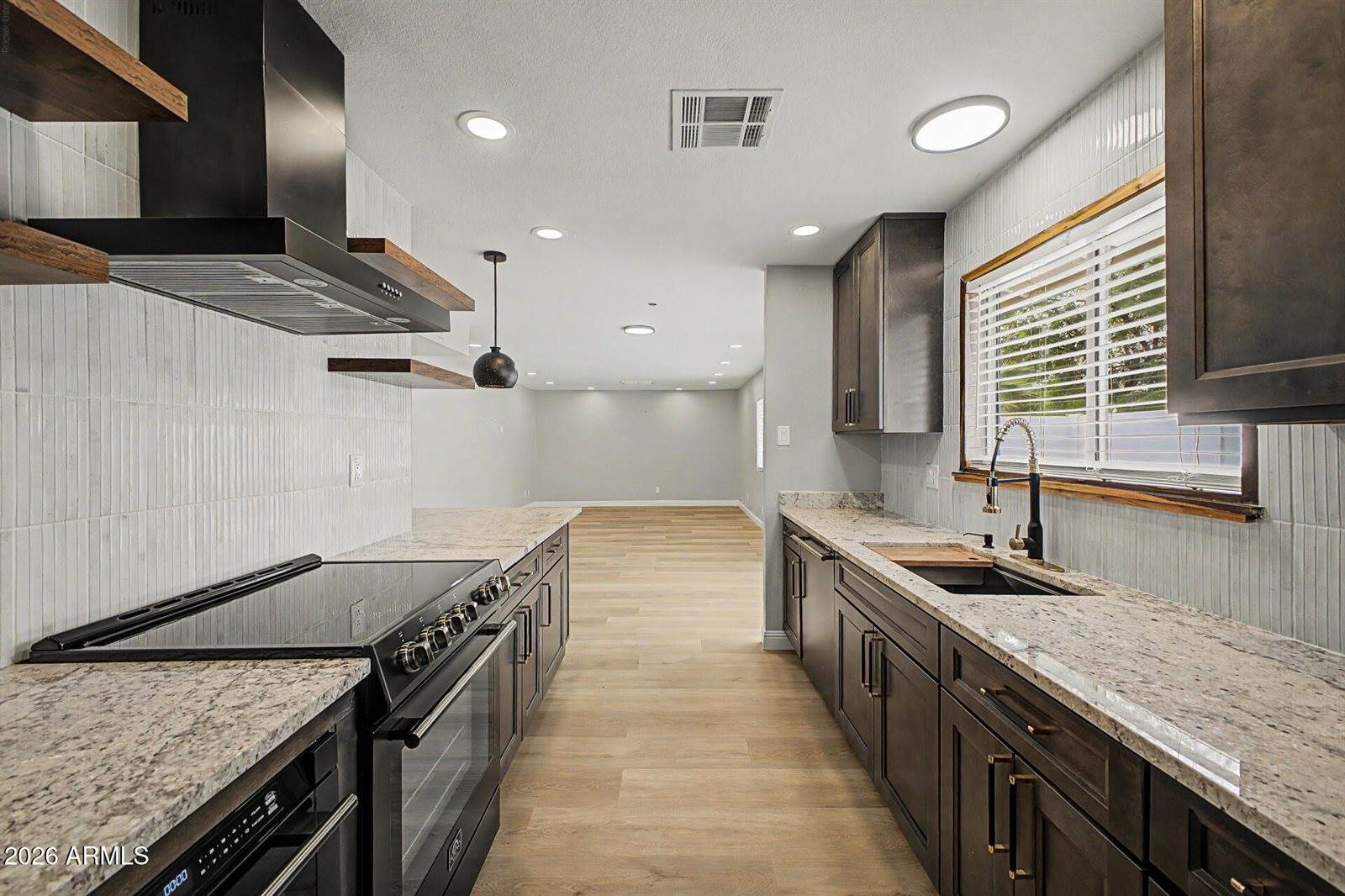 8716 East Mitchell Drive, Scottsdale, AZ 85251