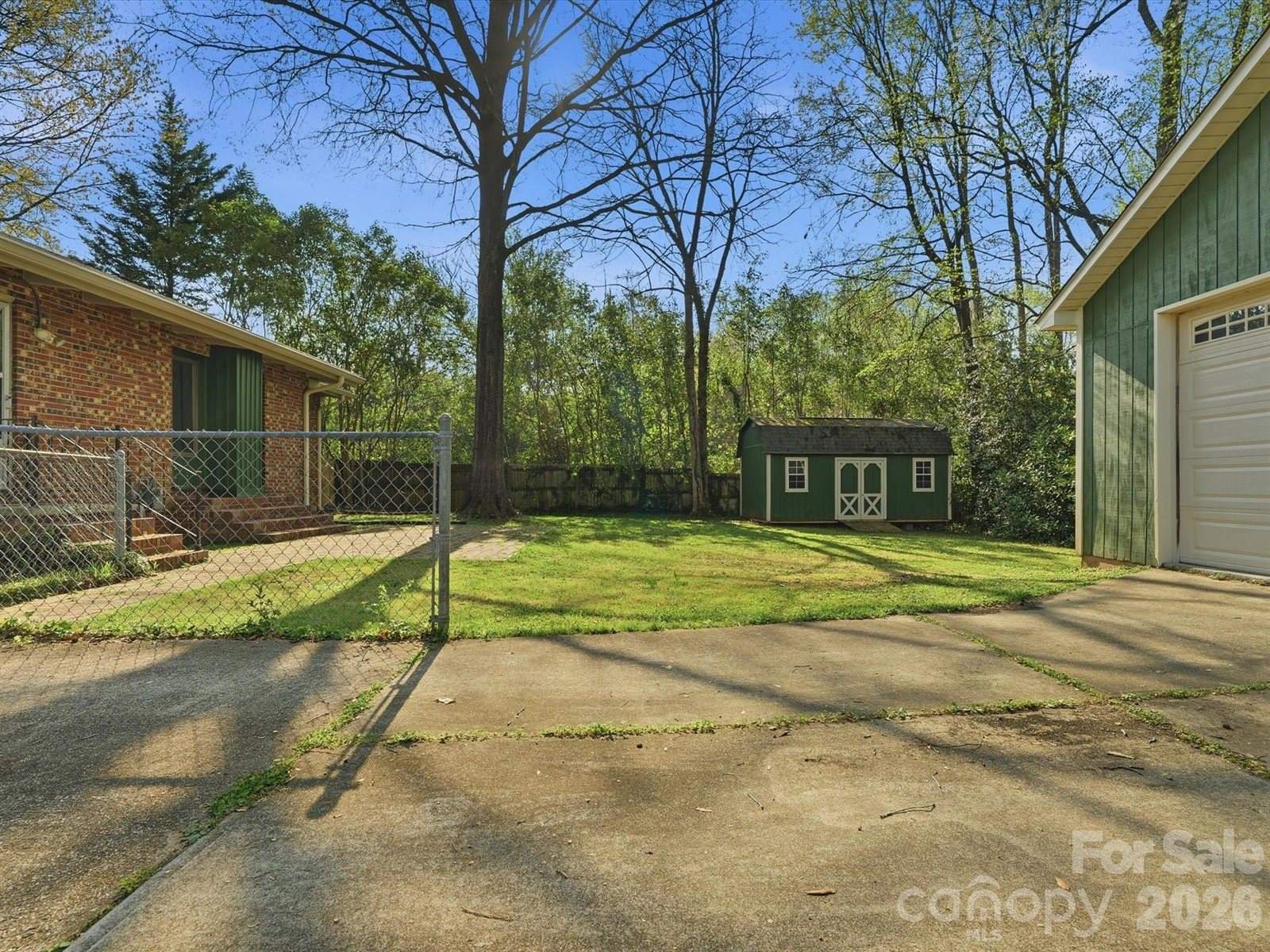 3718 Country Club Drive, Charlotte, NC 28205