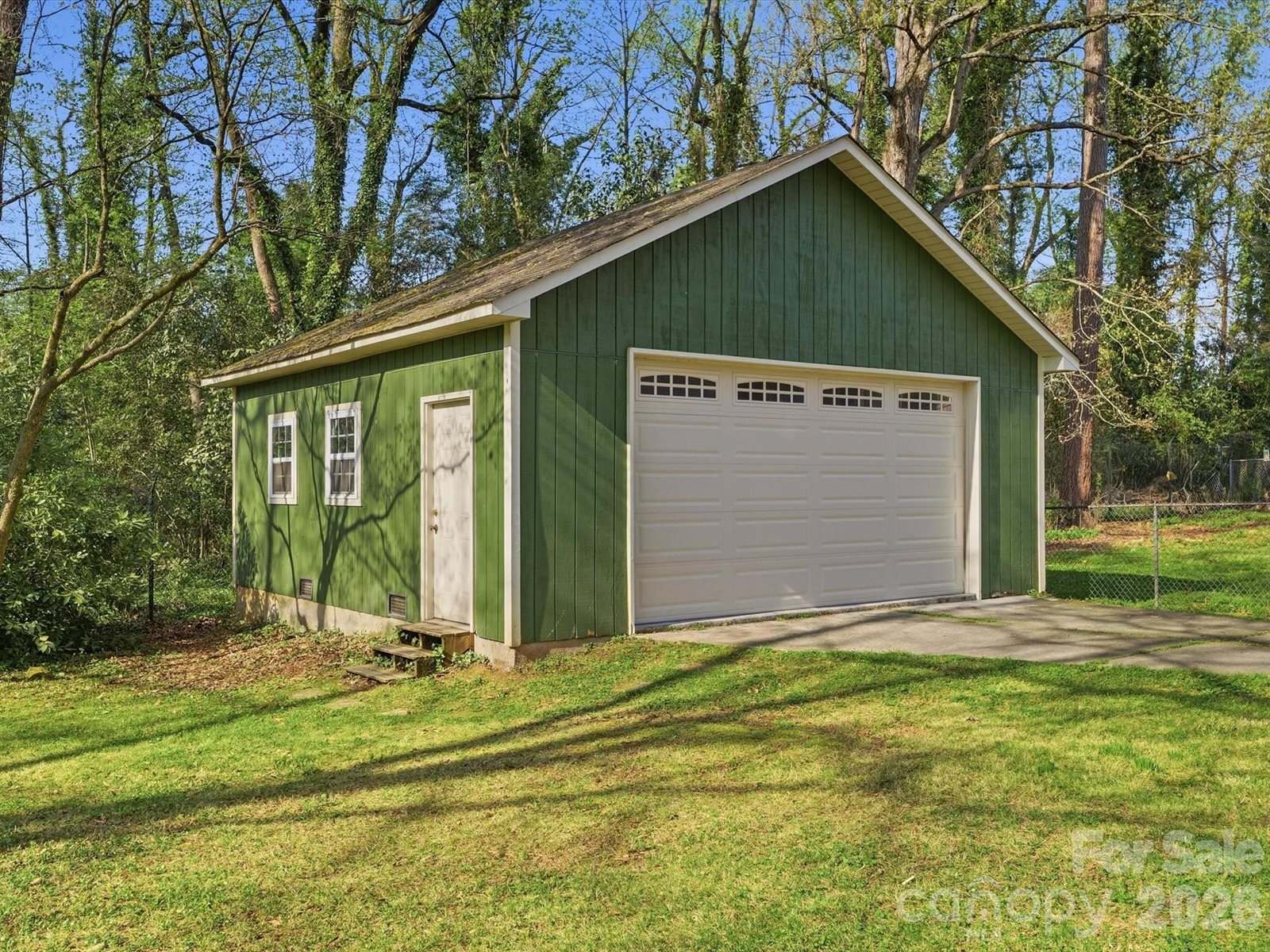3718 Country Club Drive, Charlotte, NC 28205