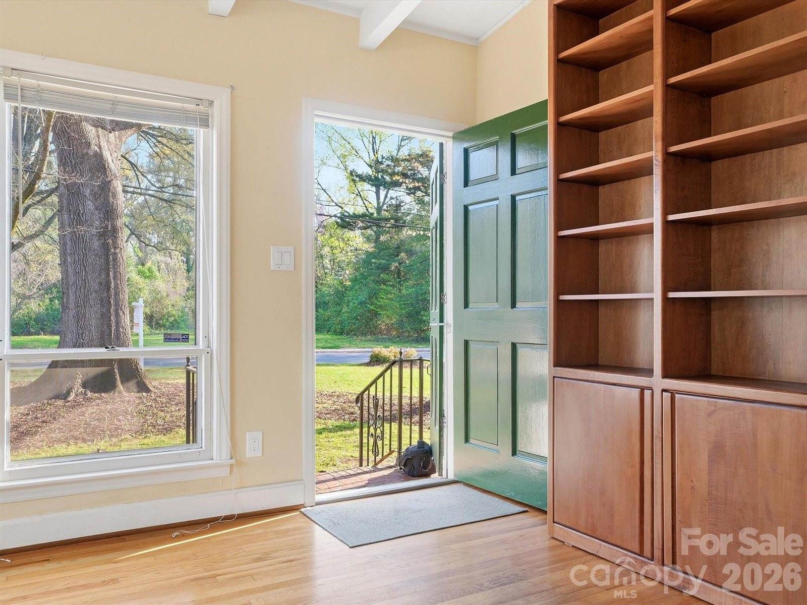 3718 Country Club Drive, Charlotte, NC 28205