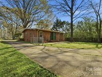 3718 Country Club Drive, Charlotte, NC 28205