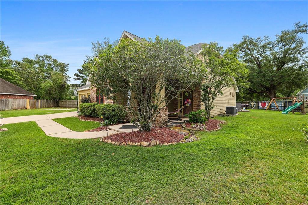 17198 Bridle Path, Hammond, LA 70403