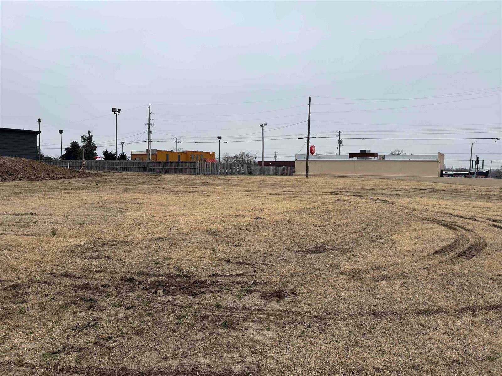 3213 East 13th St N, Wichita, KS 67208