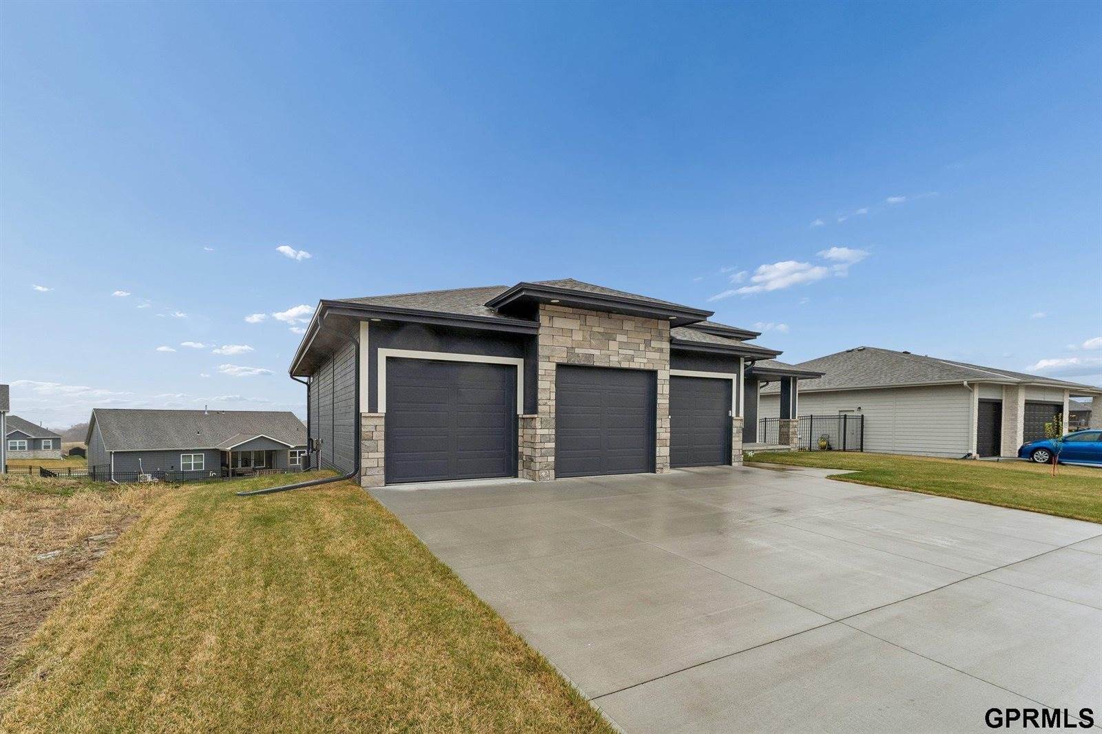 11207 North 170Th Street, Bennington, NE 68007