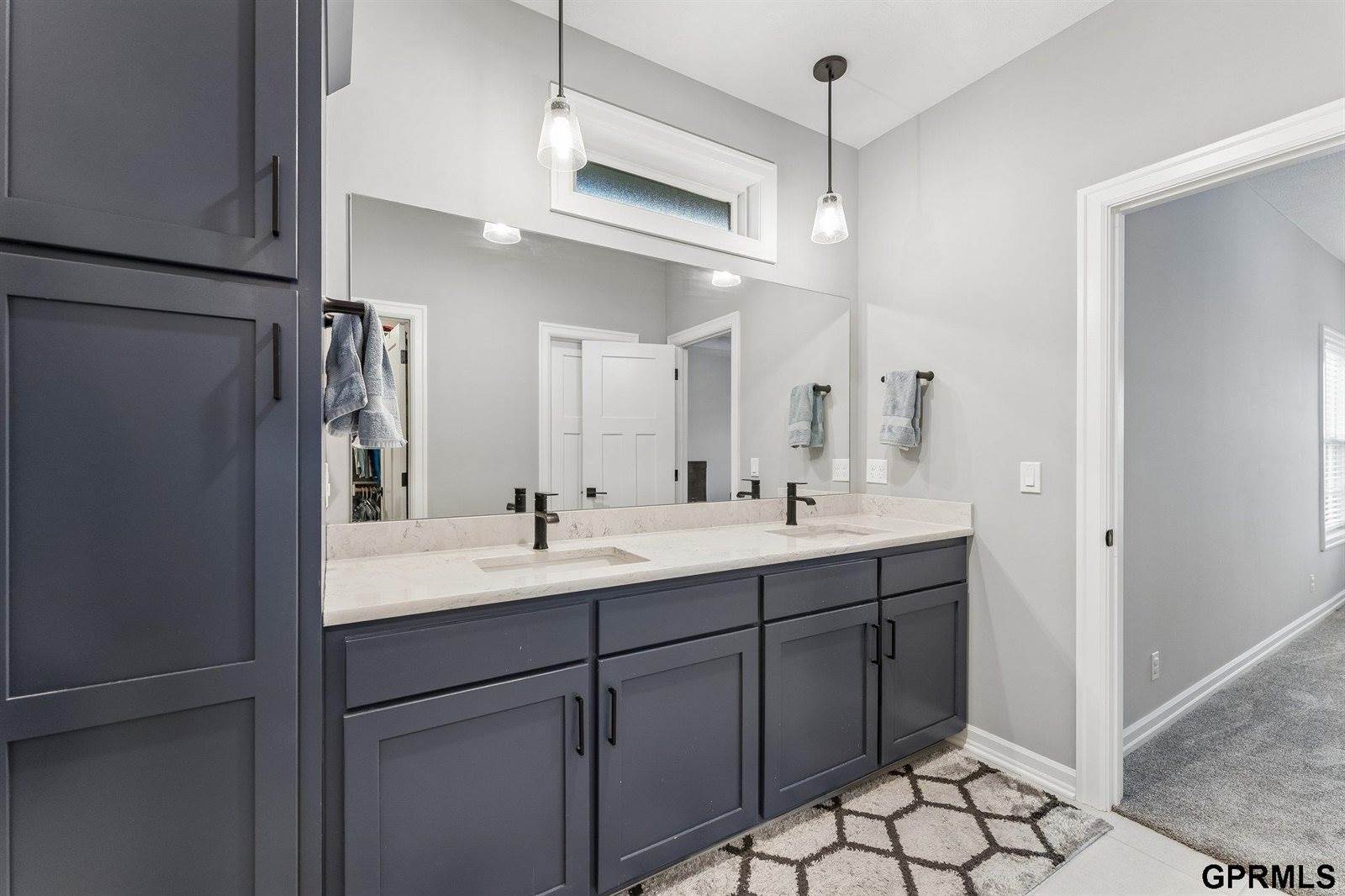 11207 North 170Th Street, Bennington, NE 68007