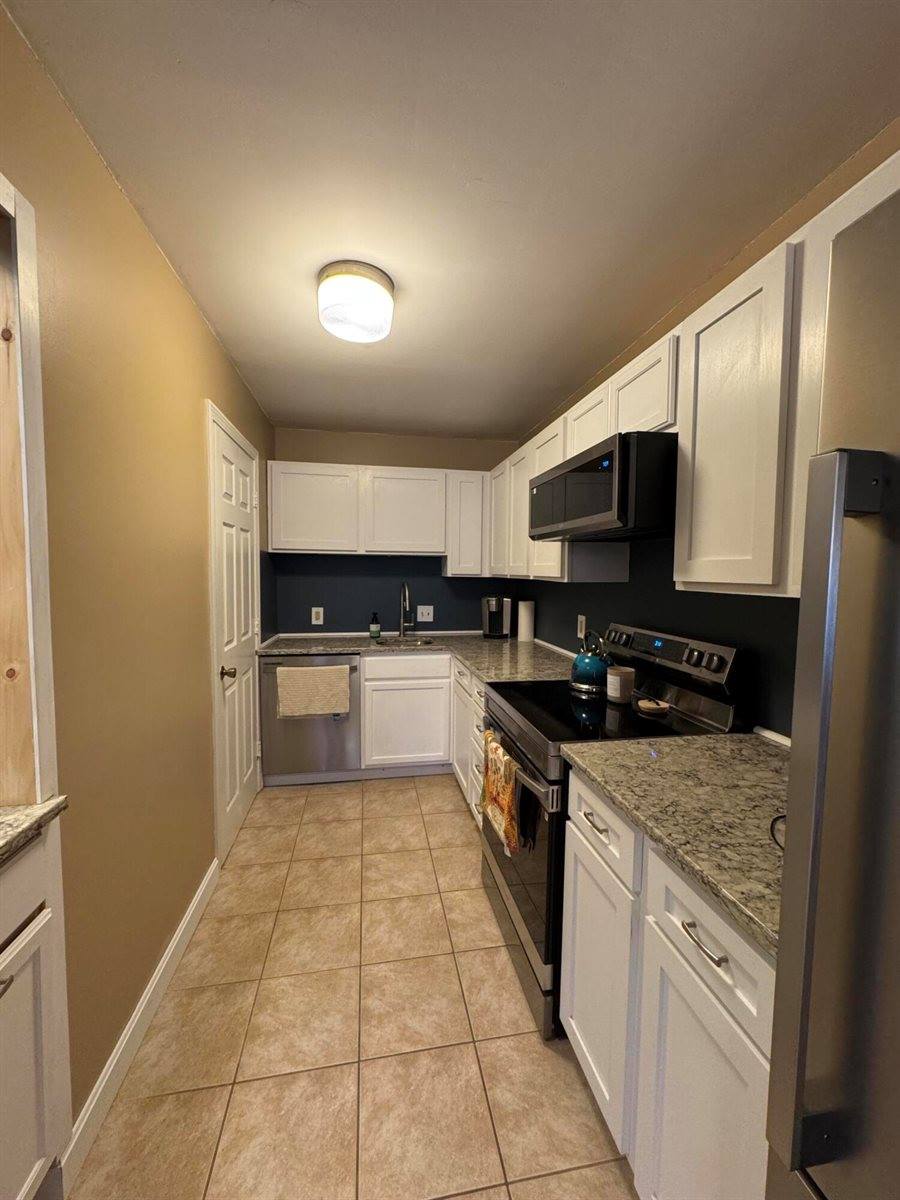 35 Mathews Avenue, #33, Waterville, ME 04901