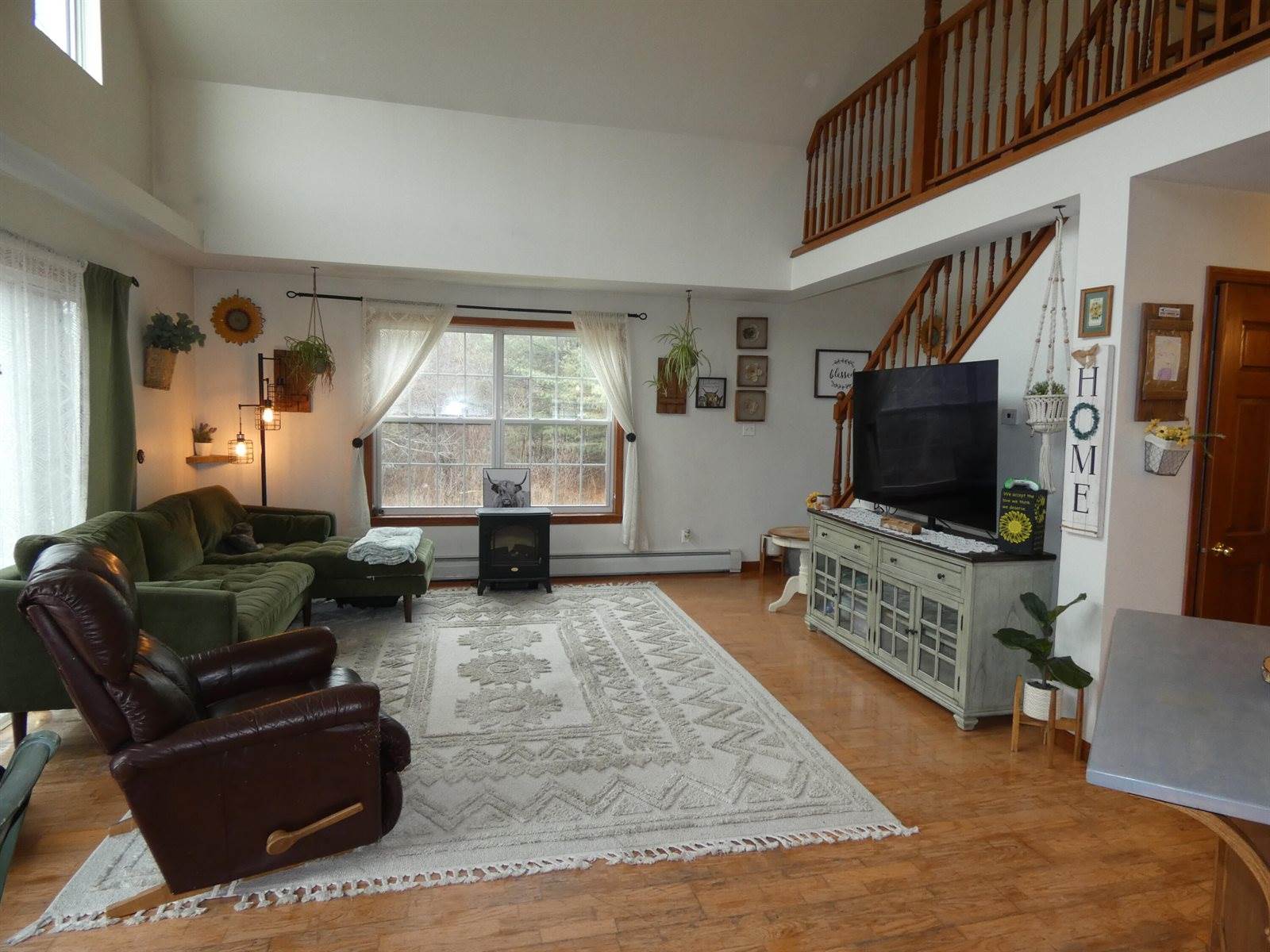 511 River Road, Chelsea, ME 04330