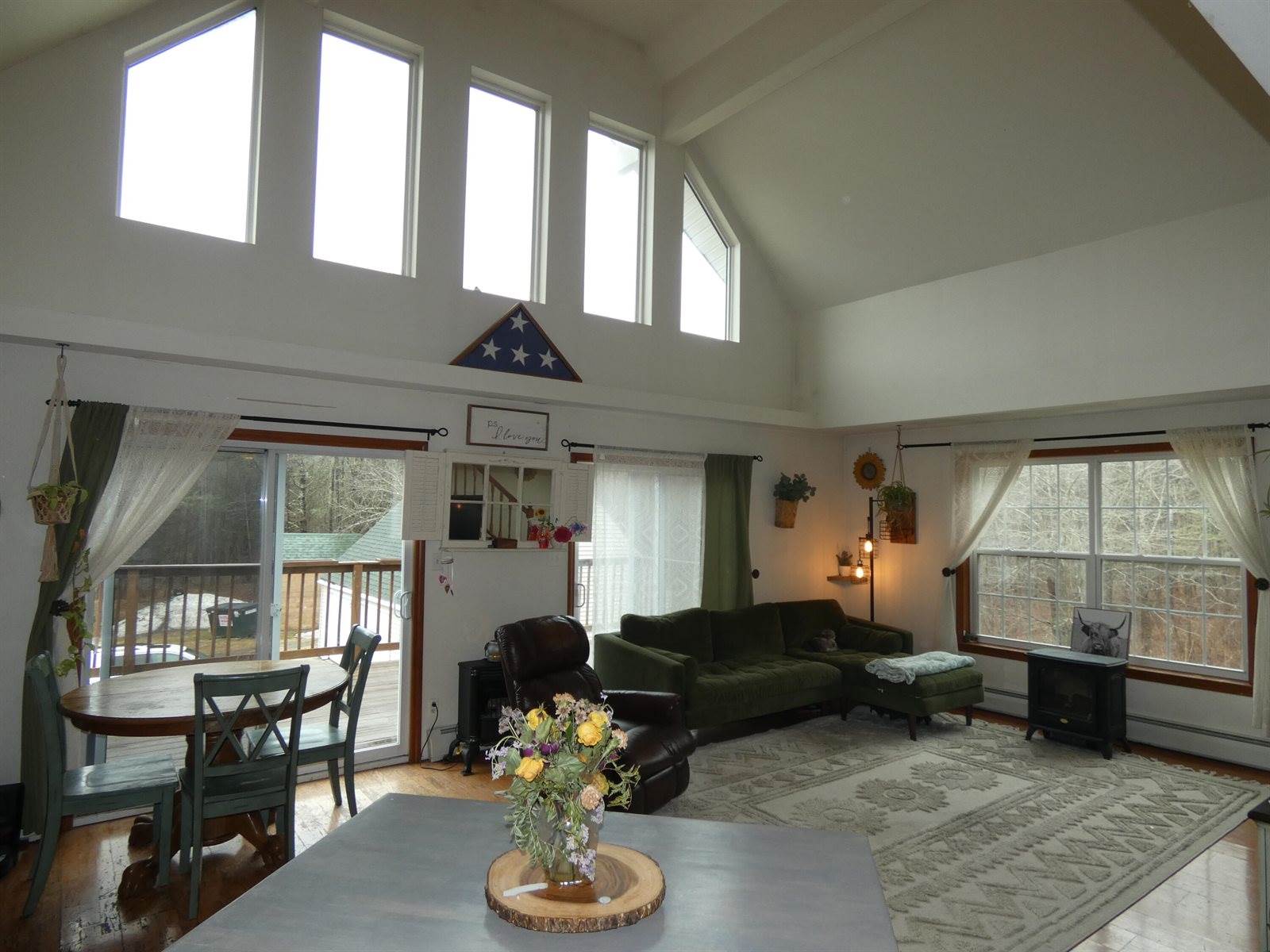 511 River Road, Chelsea, ME 04330