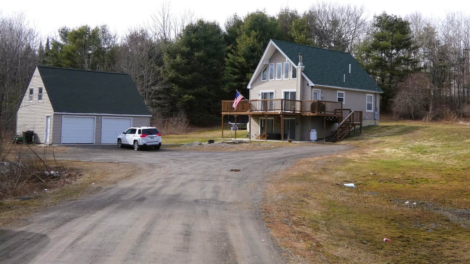511 River Road, Chelsea, ME 04330