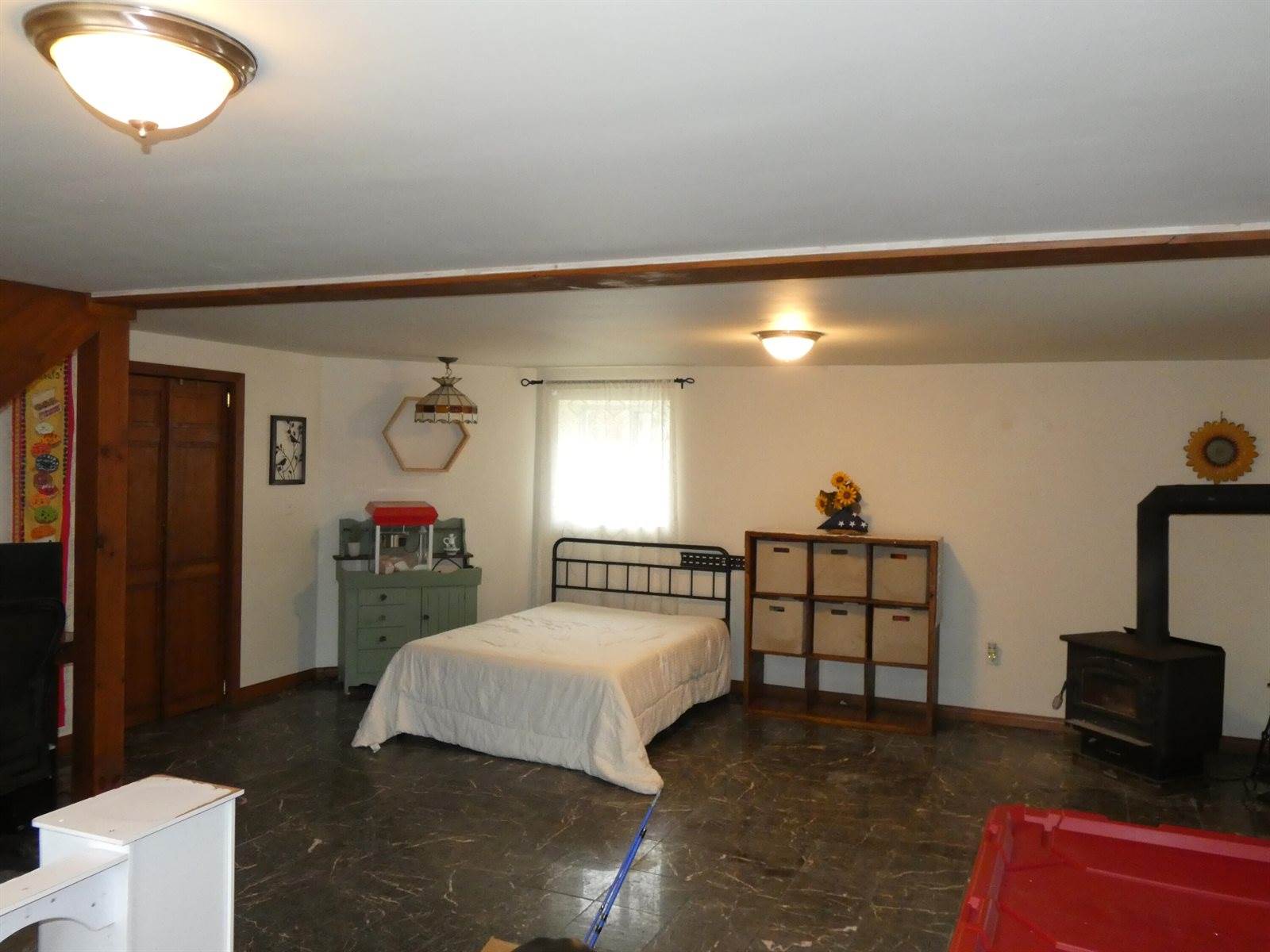 511 River Road, Chelsea, ME 04330