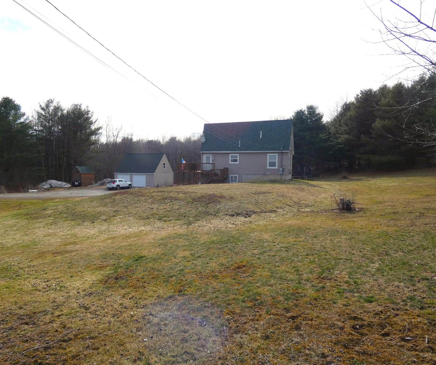 511 River Road, Chelsea, ME 04330