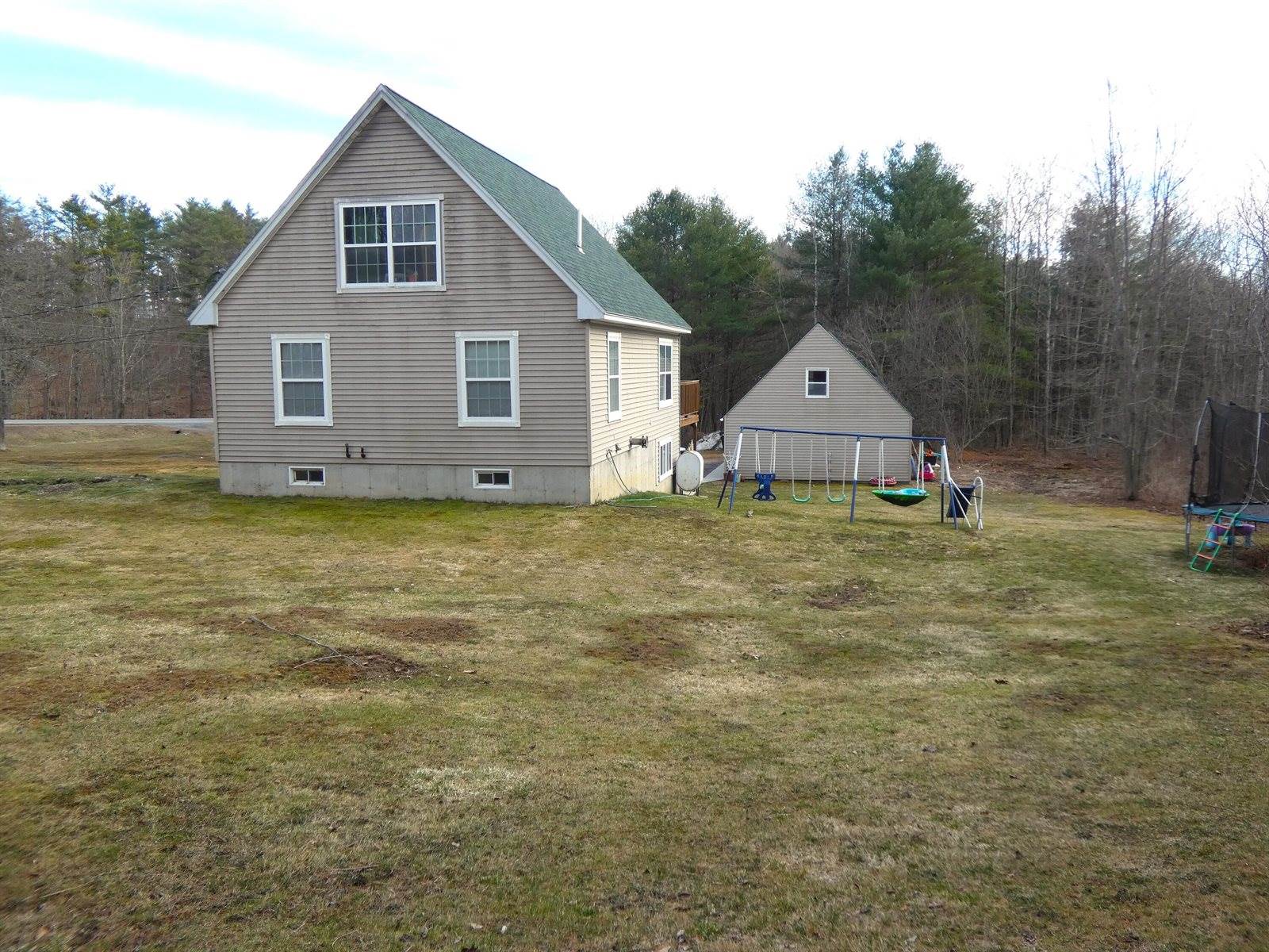 511 River Road, Chelsea, ME 04330