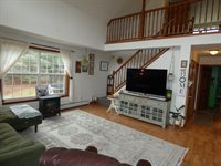 Listing Photo 11