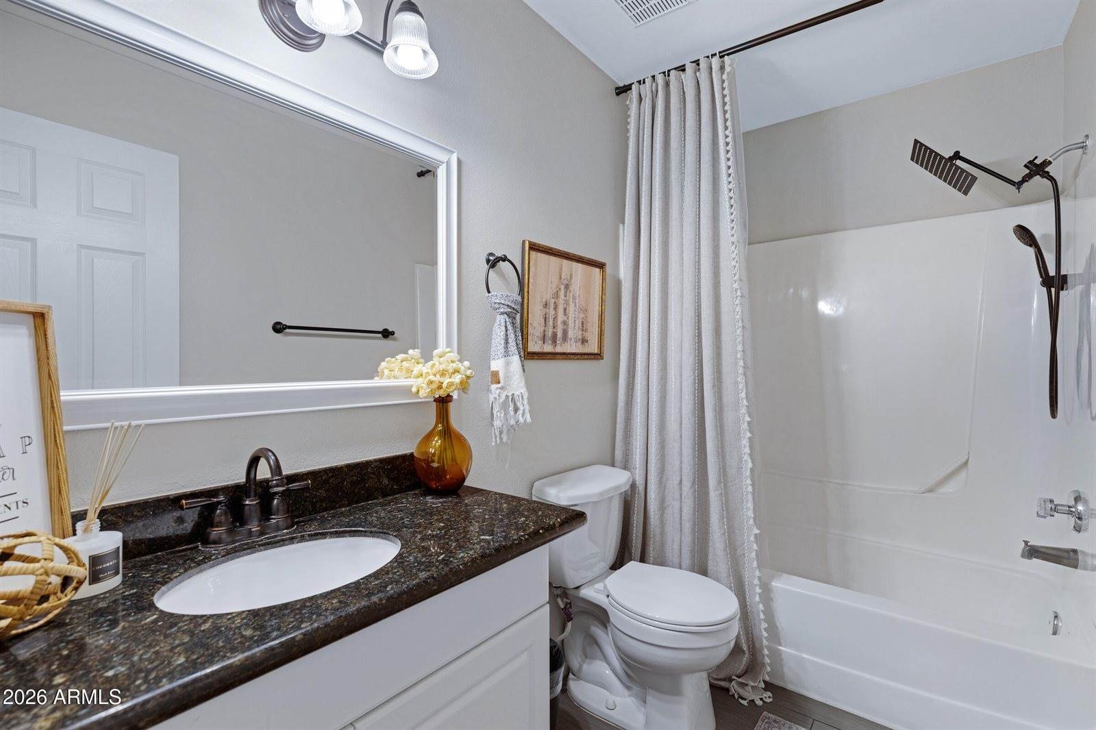 8835 North New World Drive, Glendale, AZ 85302