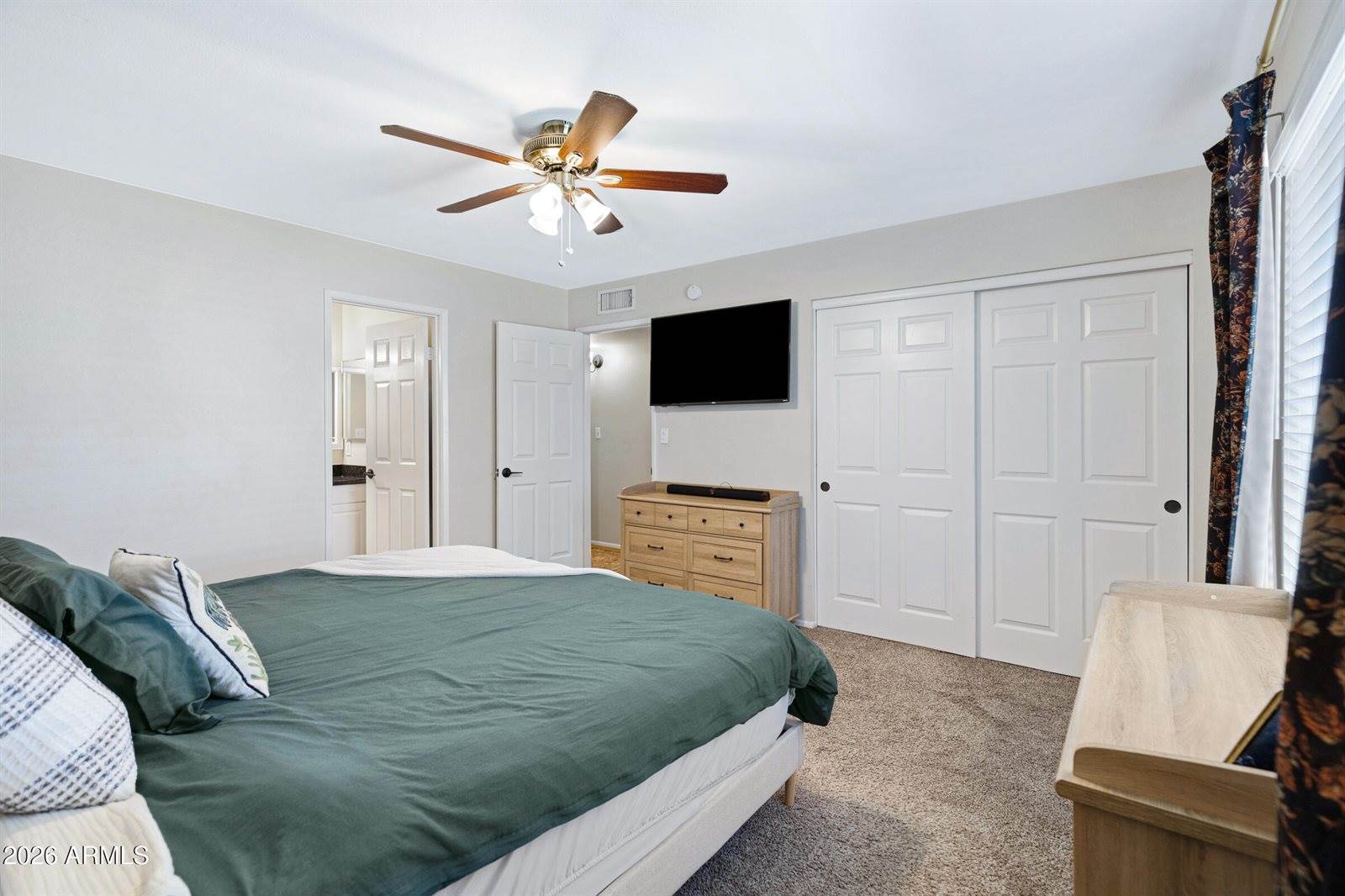 8835 North New World Drive, Glendale, AZ 85302