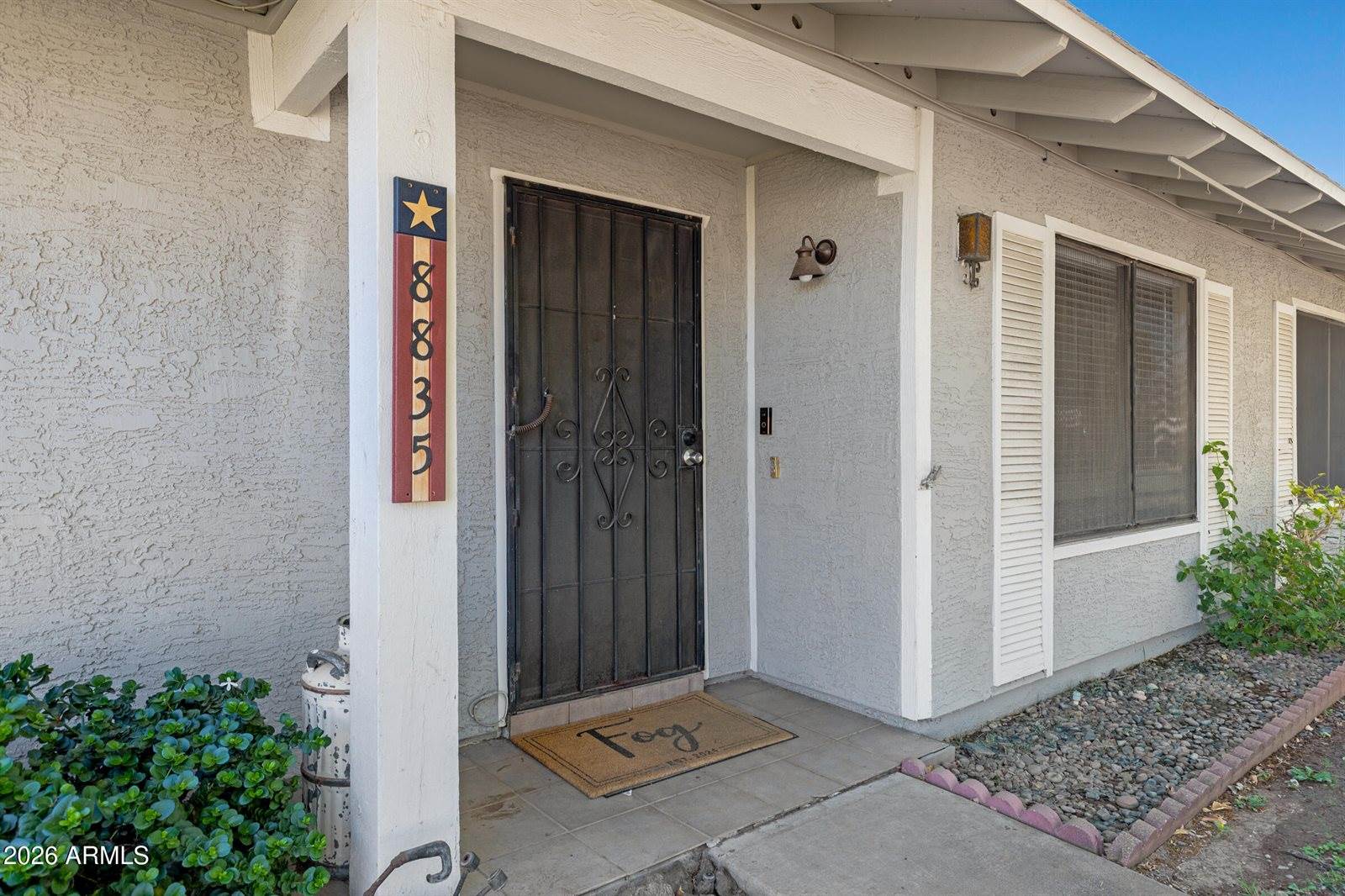 8835 North New World Drive, Glendale, AZ 85302