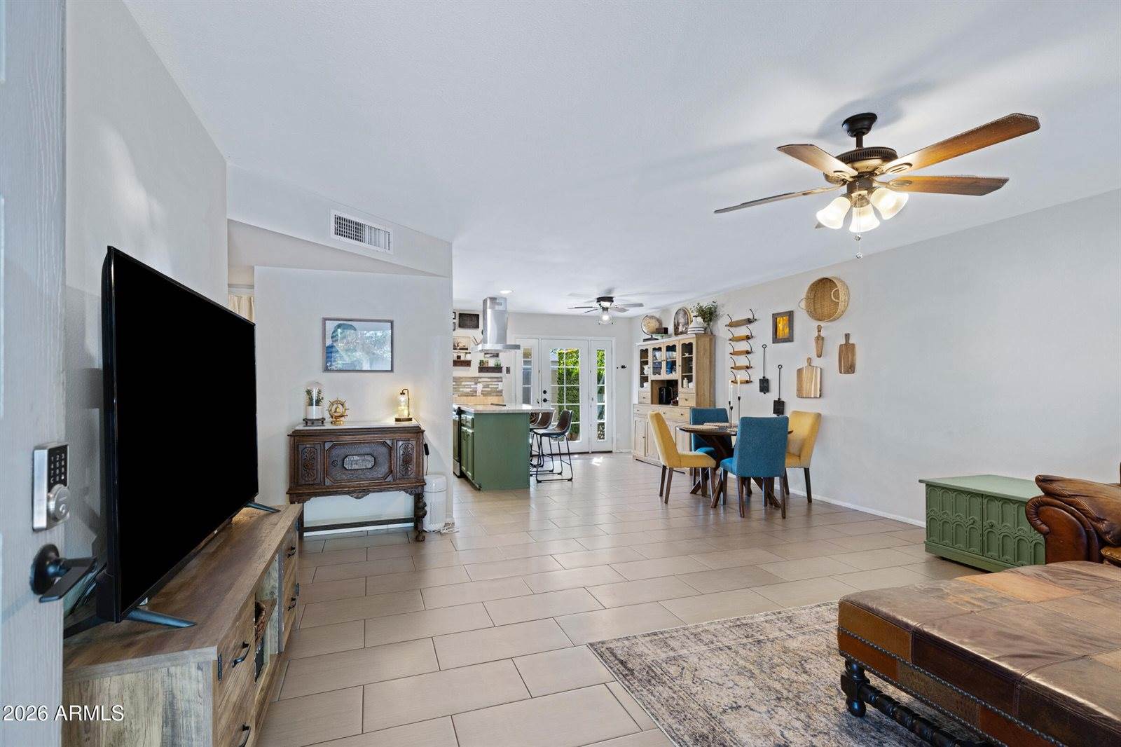 8835 North New World Drive, Glendale, AZ 85302