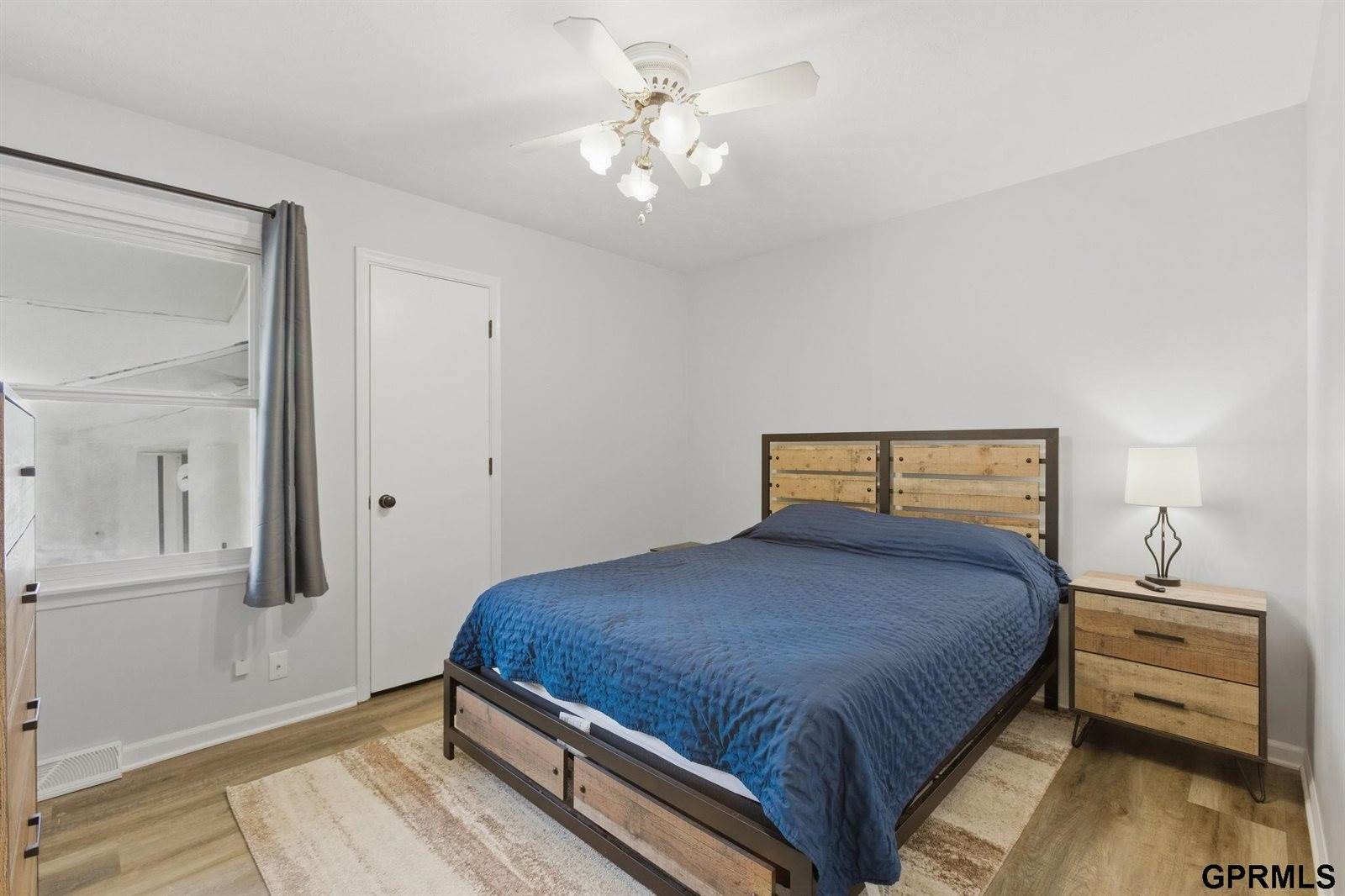 10218 Ohern Street, Omaha, NE 68127