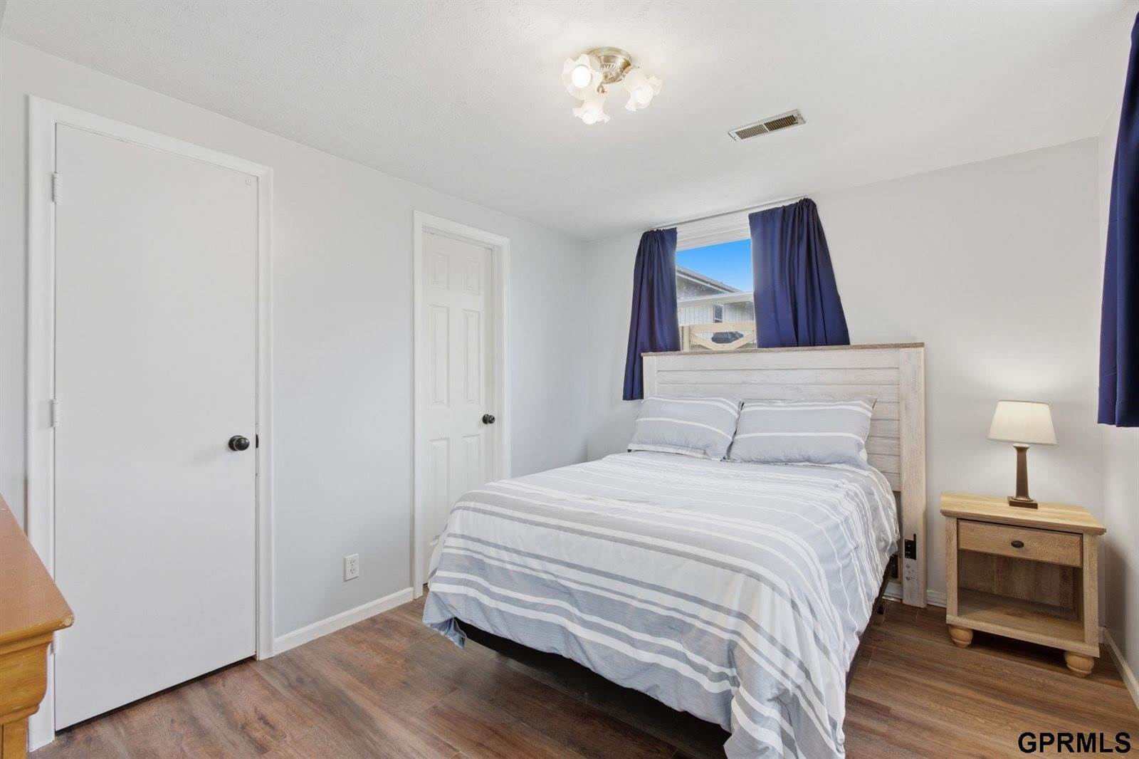 10218 Ohern Street, Omaha, NE 68127