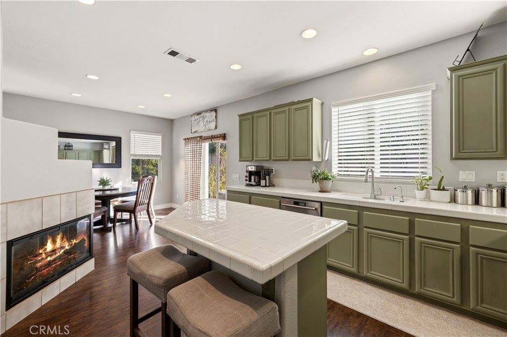 27641 Cordovan Drive, Canyon Country, CA 91351
