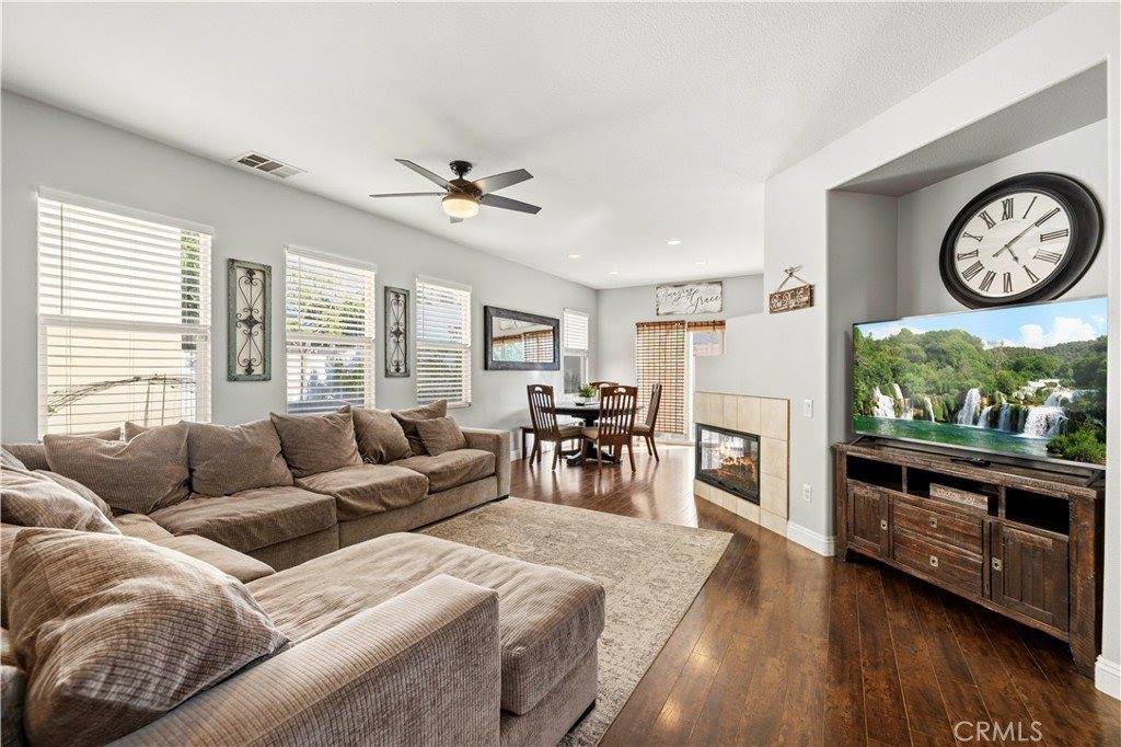 27641 Cordovan Drive, Canyon Country, CA 91351