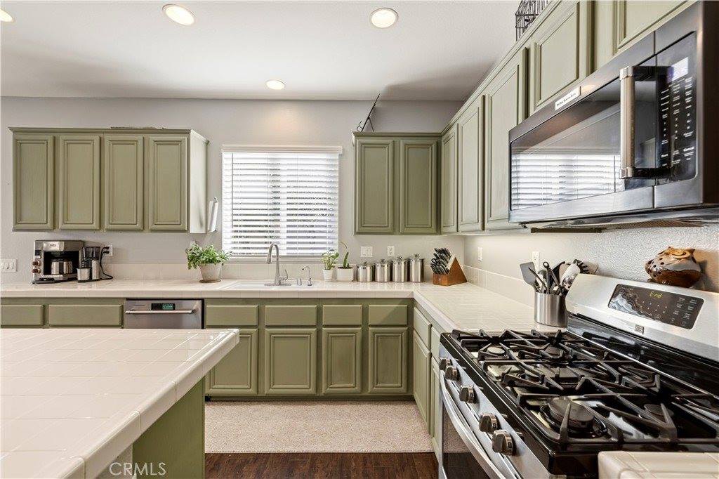 27641 Cordovan Drive, Canyon Country, CA 91351
