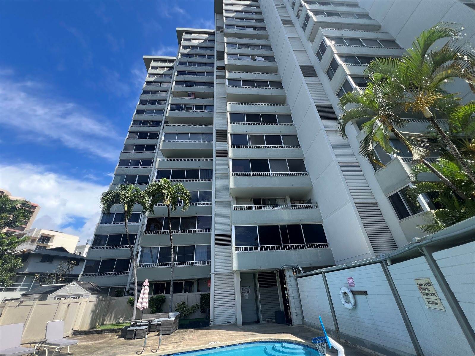 1400 Pensacola St, #1104, Honolulu, HI 96822