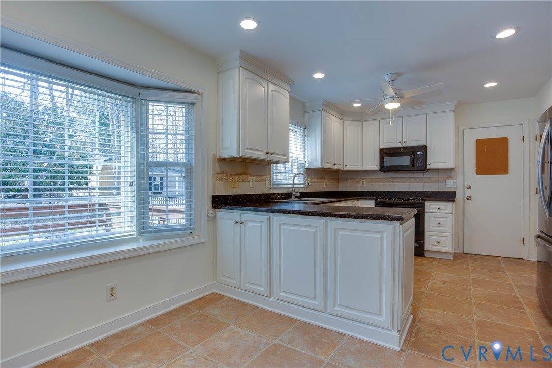 518 Glenmeadow Road, Midlothian, VA 23114