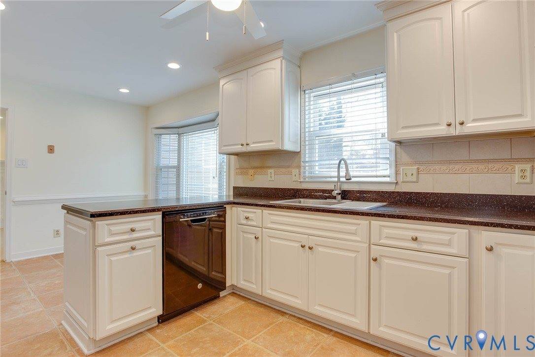 518 Glenmeadow Road, Midlothian, VA 23114