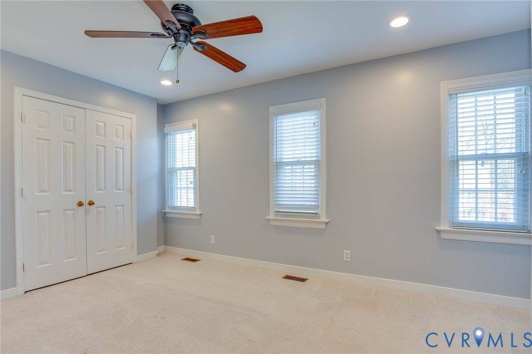 518 Glenmeadow Road, Midlothian, VA 23114