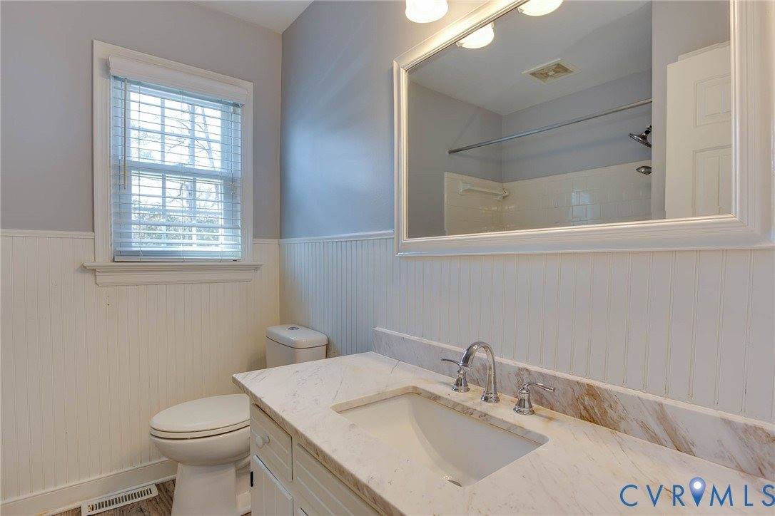 518 Glenmeadow Road, Midlothian, VA 23114