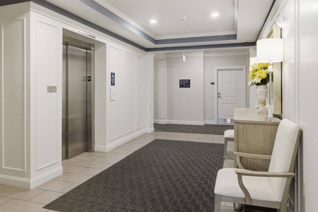 2301 Pennington Dr, Walpole, MA 02081