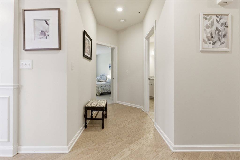 2301 Pennington Dr, Walpole, MA 02081