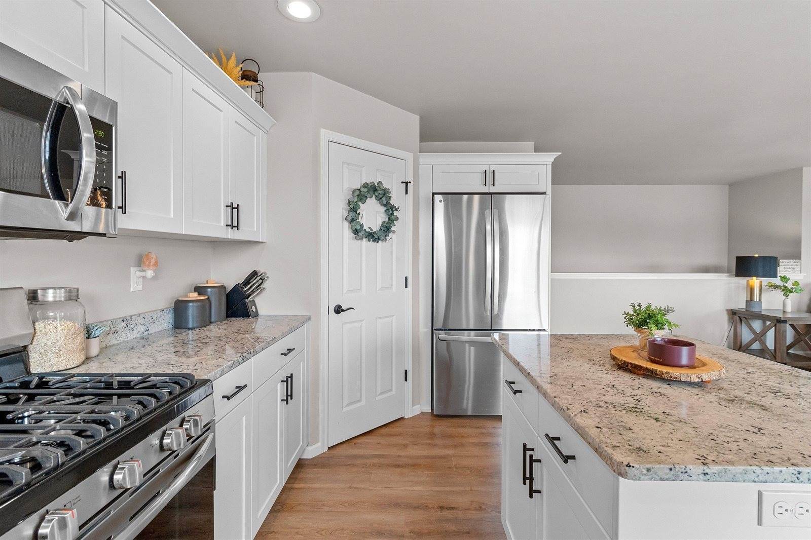 1221 Velsen Road, Green Bay, WI 54313