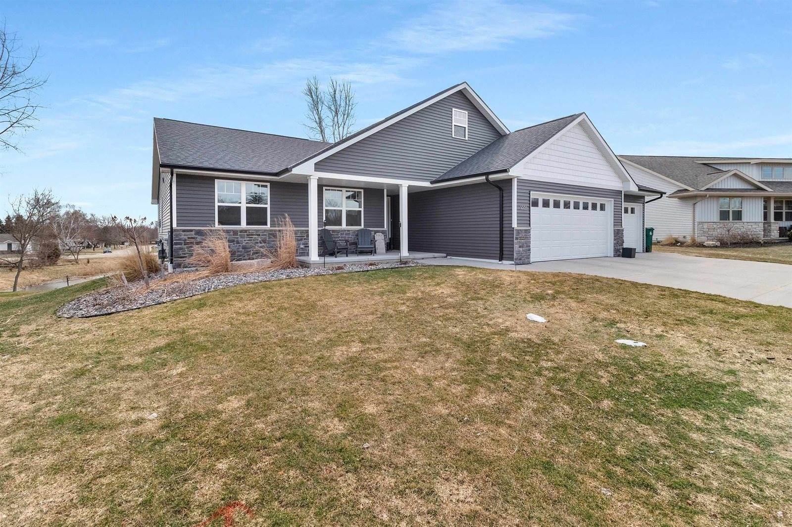 1221 Velsen Road, Green Bay, WI 54313