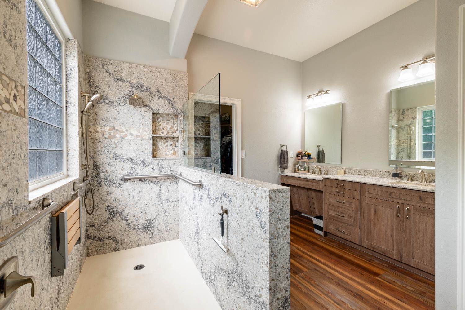 9251 Courtney Way, Roseville, CA 95747