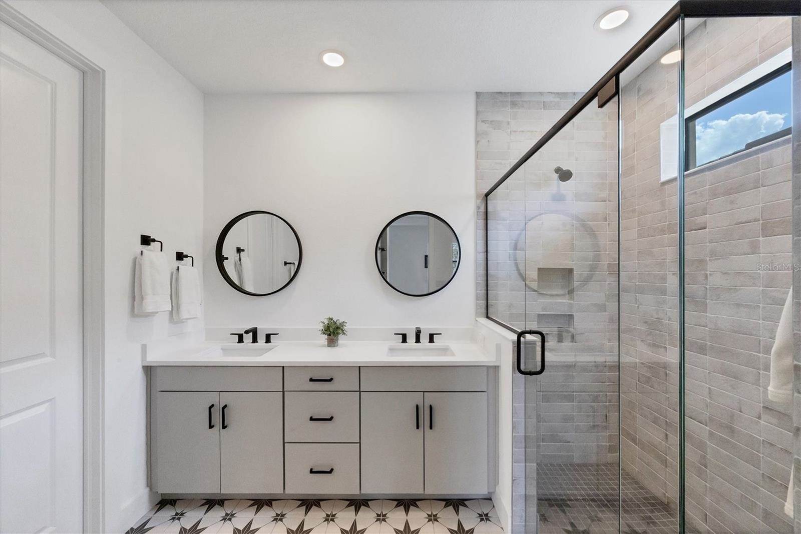 18575 Midsummer Place, Venice, FL 34293