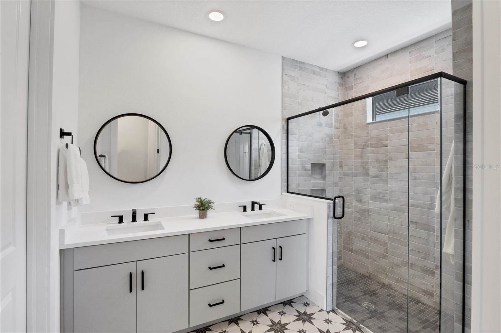 18575 Midsummer Place, Venice, FL 34293