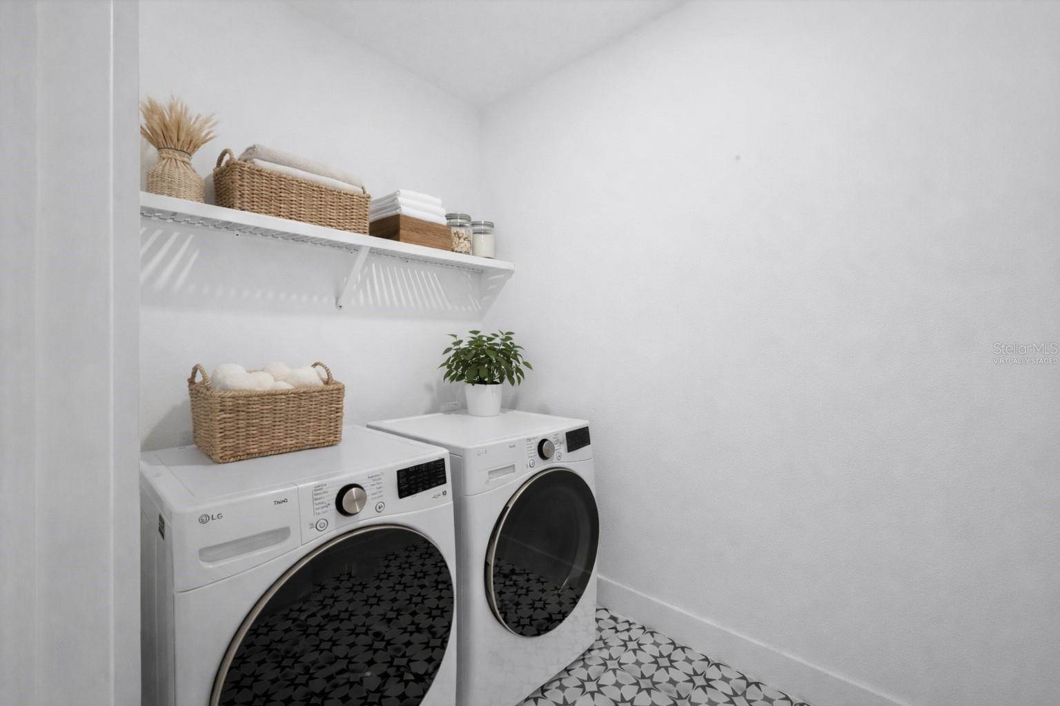 18575 Midsummer Place, Venice, FL 34293