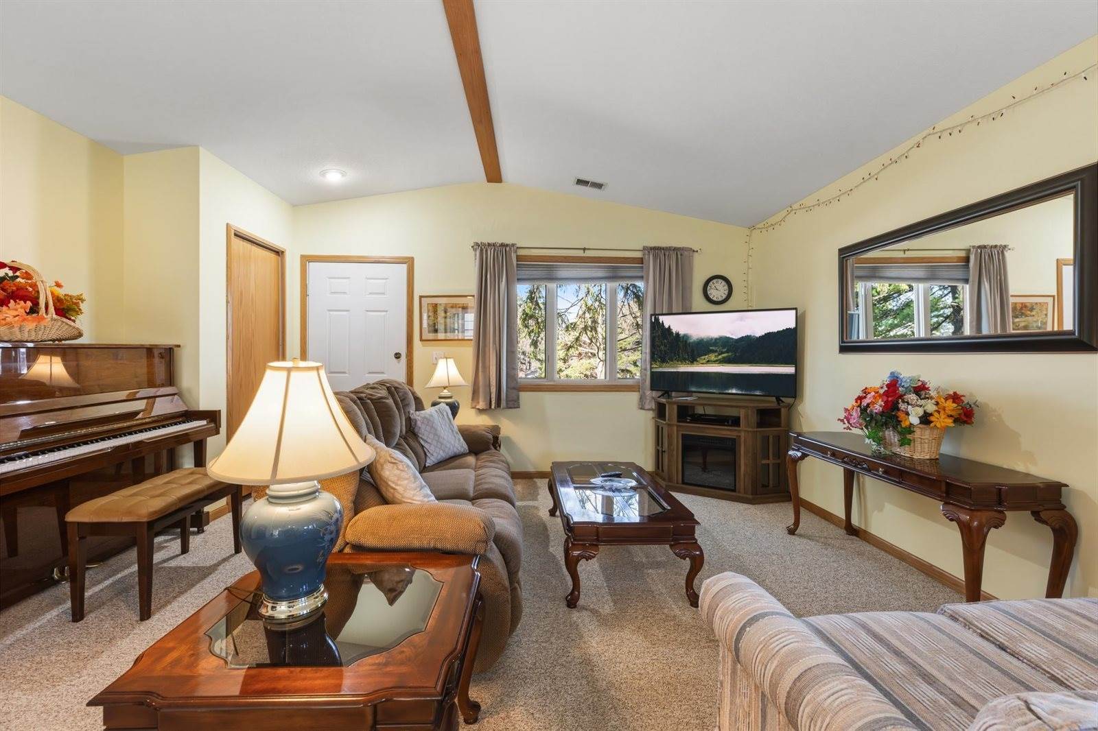 506 Seventh Street South, Walker, MN 56484