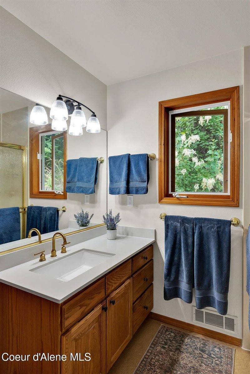 204 North Quail Run, Sandpoint, ID 83864