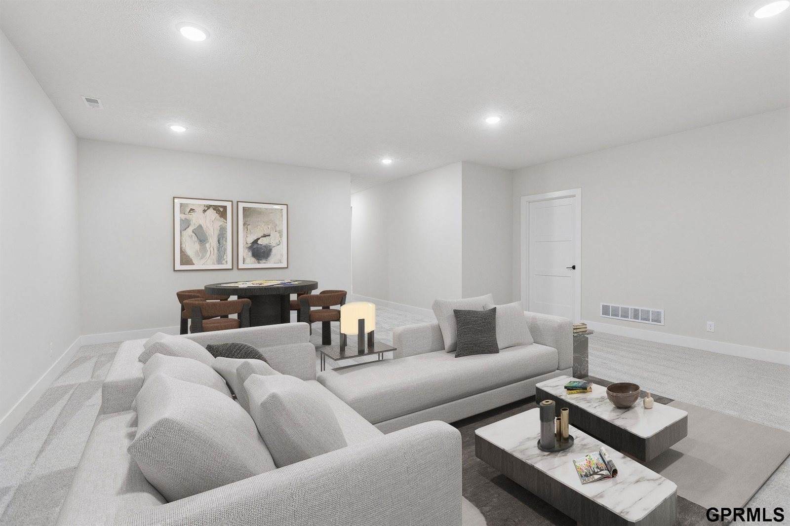 6317 South 208 Avenue, Elkhorn, NE 68022