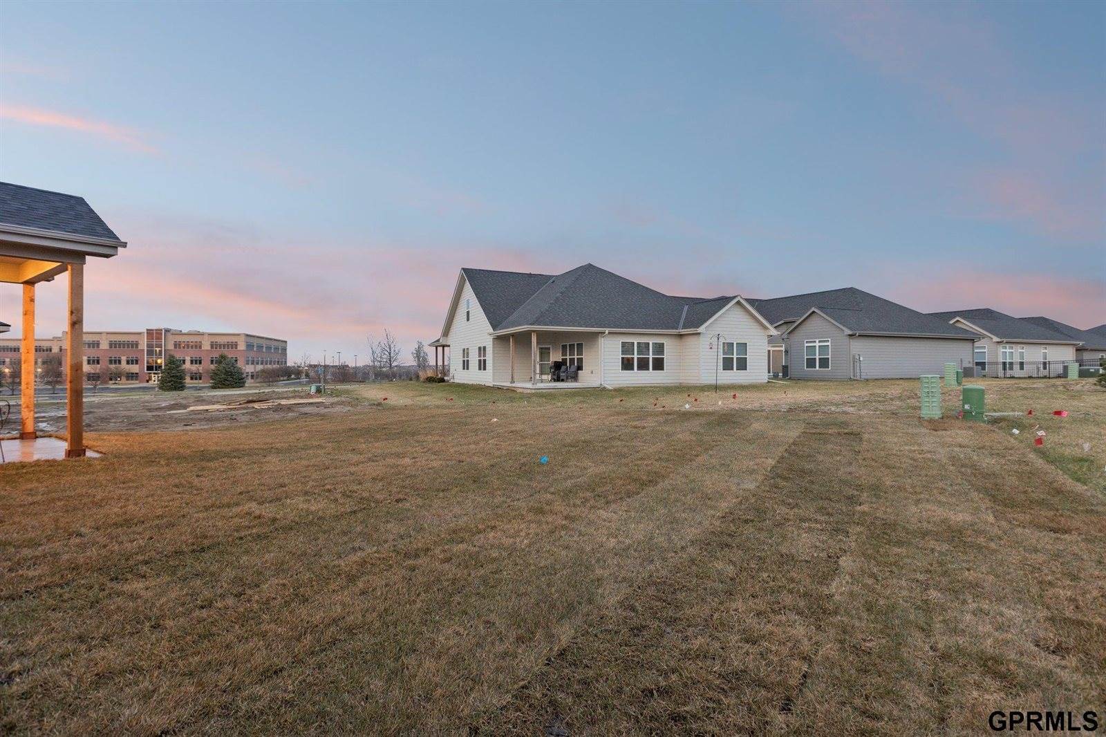 6317 South 208 Avenue, Elkhorn, NE 68022